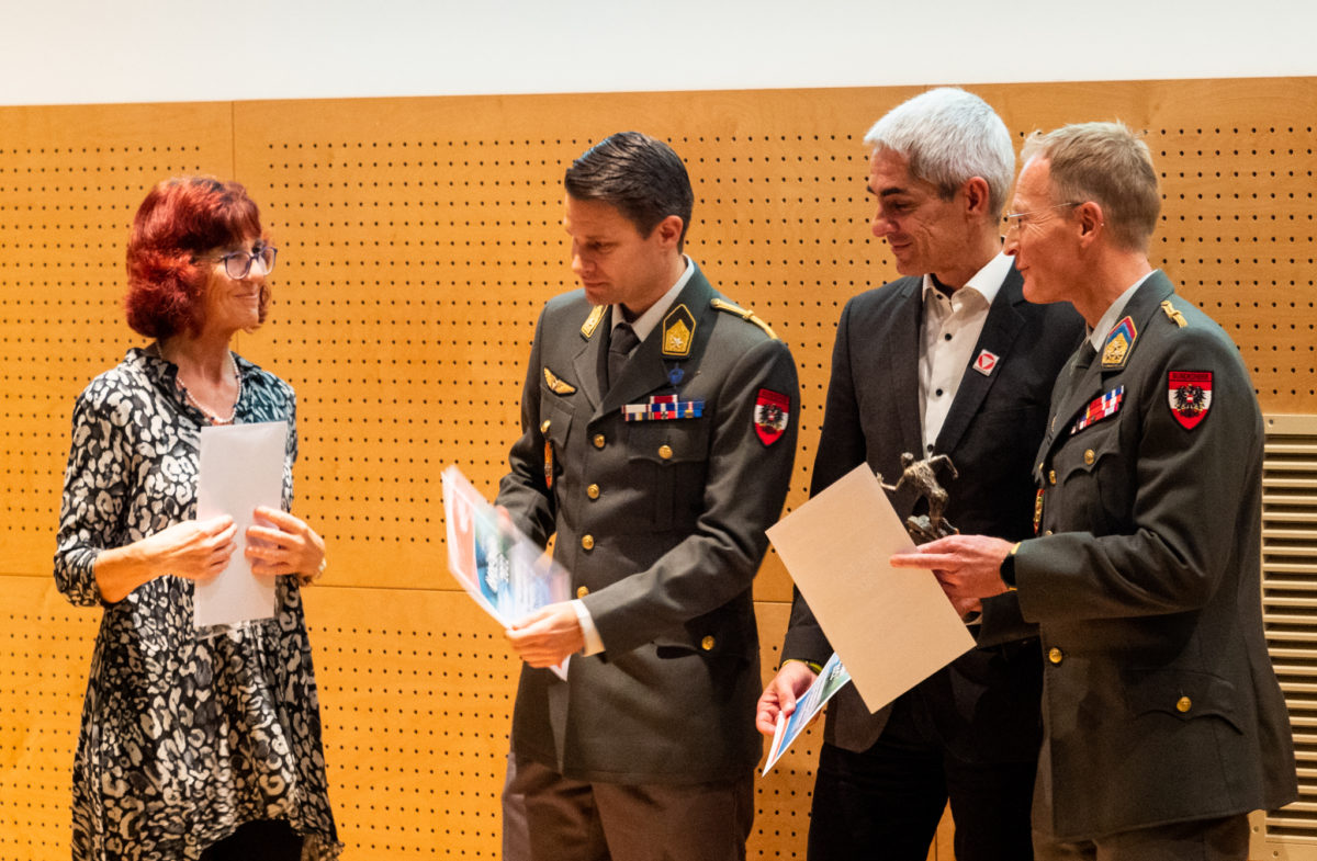 ÖFOL Trophy für das Österreichische Bundesheer